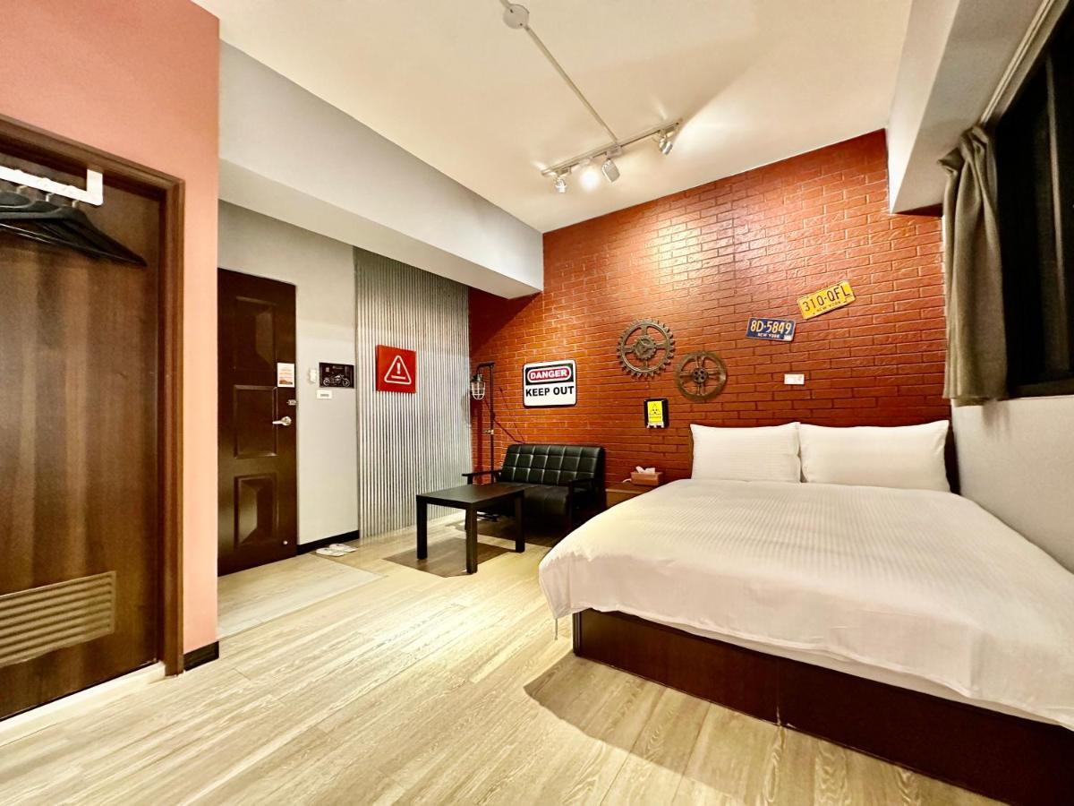 御旅 Inn Тайчжун Экстерьер фото