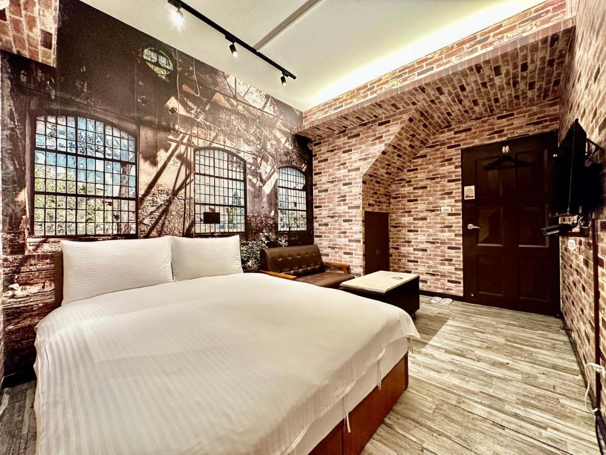 御旅 Inn Тайчжун Экстерьер фото
