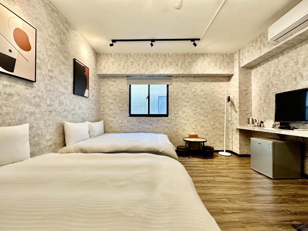 御旅 Inn Тайчжун Экстерьер фото