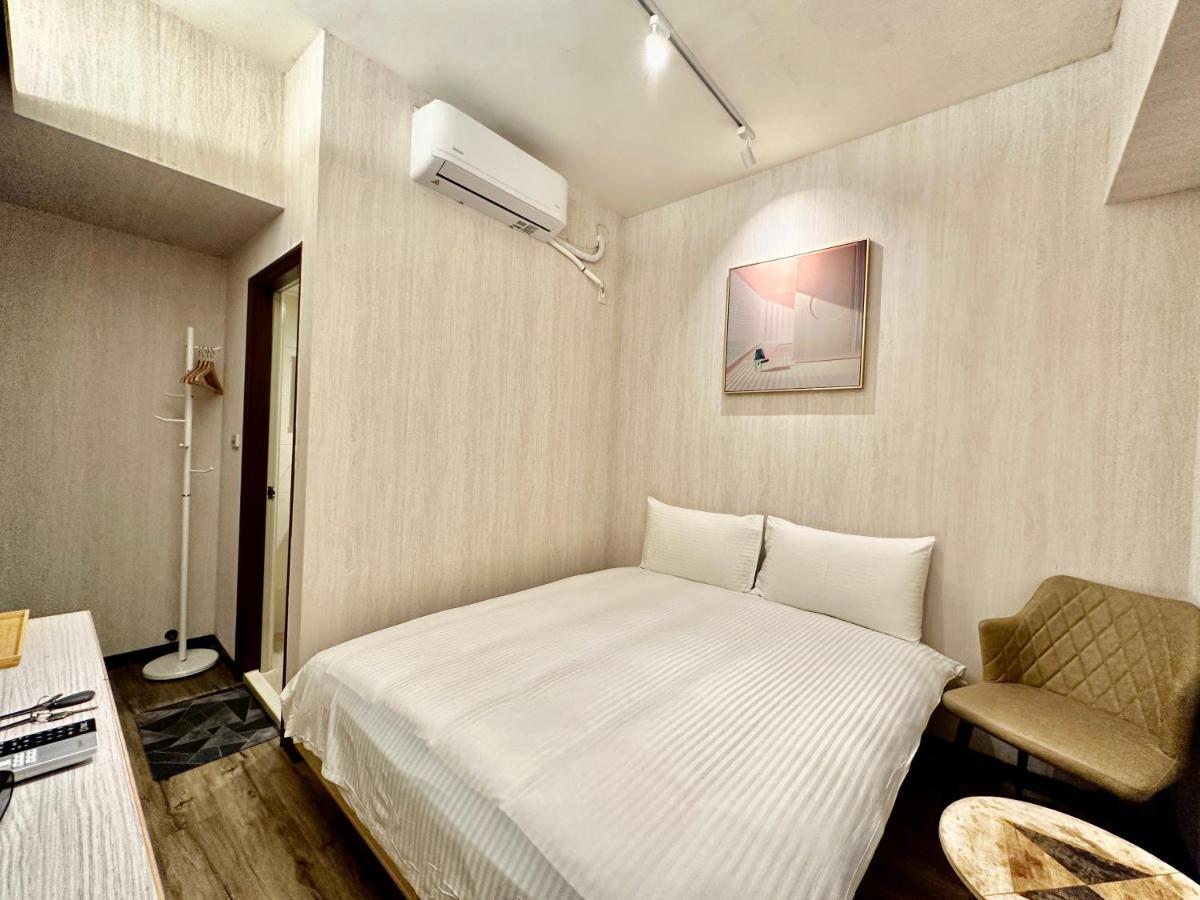 御旅 Inn Тайчжун Экстерьер фото